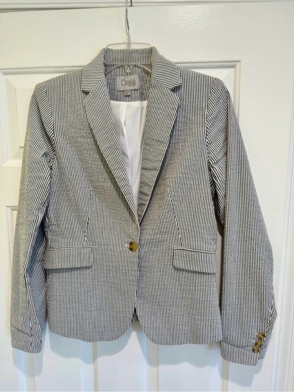 Dalia Navy & White Seersucker Blazer💙🤍